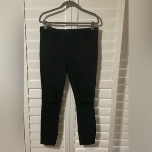 American Eagle Next Level Stretch Ripped Knee Black Skinny Jeans Size 16
